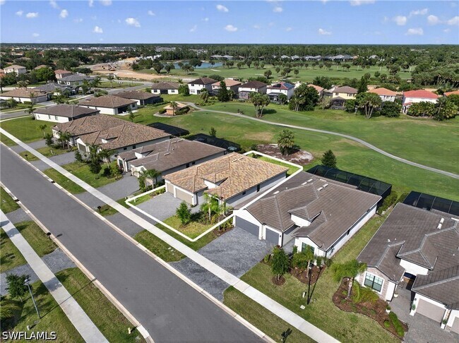 Building Photo - 1388 Birdie Dr