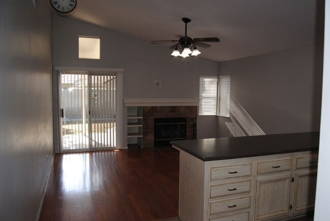 Building Photo - 3025 Starside Dr