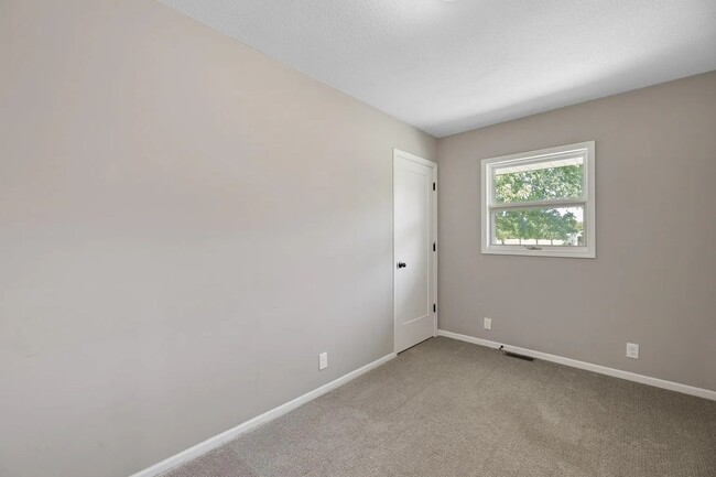 Building Photo - 15120 East 63rd Street South