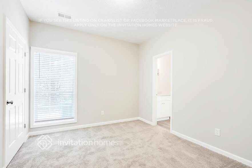 Building Photo - 4240 Autumn Lake Ct