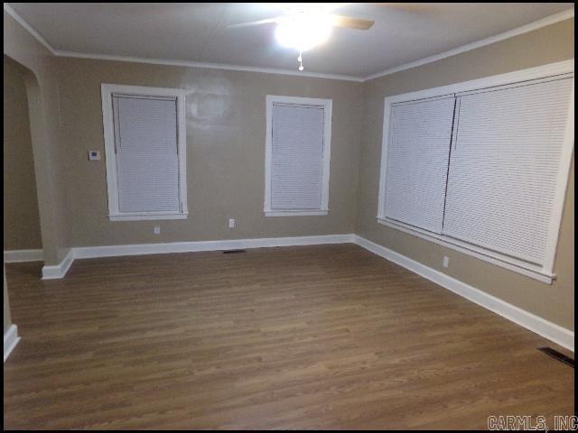 Building Photo - 1921 W 16th St