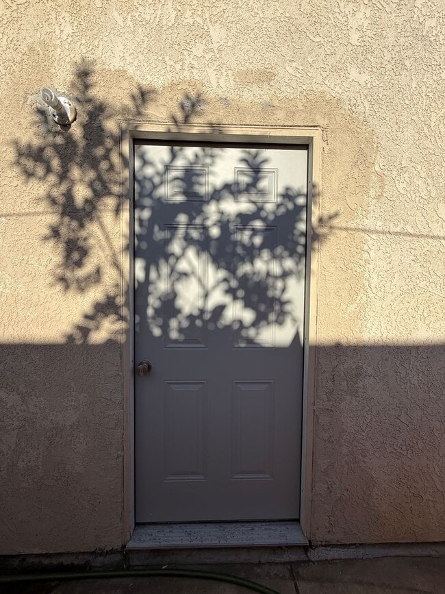 Building Photo - NEW Beautiful 3 Bedroom 1 Bath ADU - Furnished (Unfurnished Negotiable)