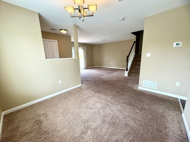 Building Photo - 2 Bedroom 2.5 Bathroom in Hummelstown!