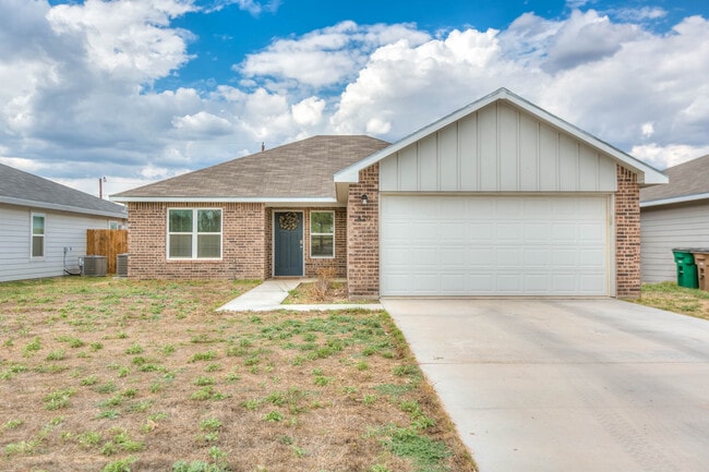 Building Photo - 420 E 48th St