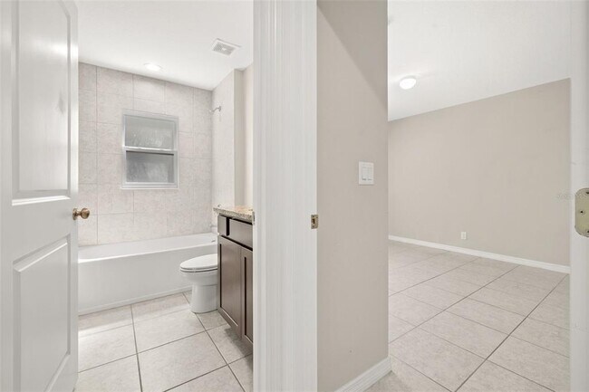 Building Photo - 284 Reese Ct