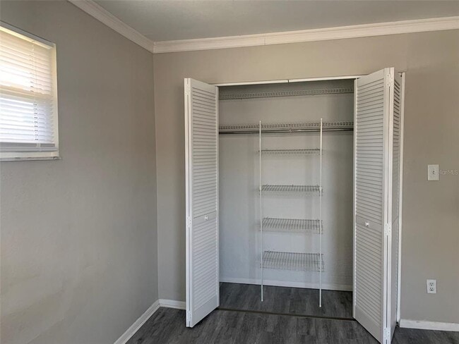 Building Photo - 3756 Amherst Way