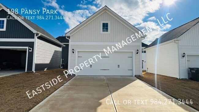 Building Photo - 198 Pansy Pk