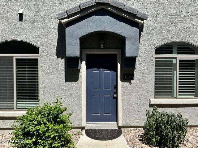 Building Photo - 280 S Evergreen Rd