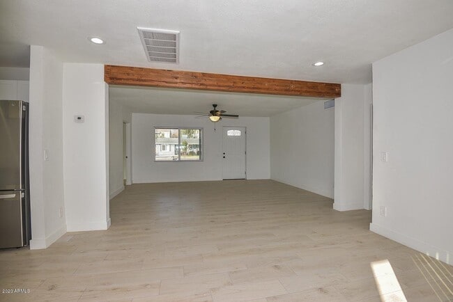 Building Photo - 4727 N 9th St