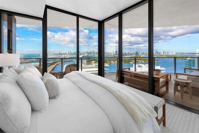 Building Photo - 500 Alton Rd