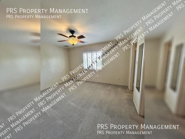 Building Photo - 6926 E Windsor Ave