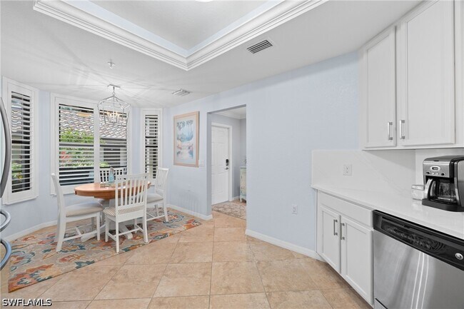 Building Photo - 9844 Venezia Cir