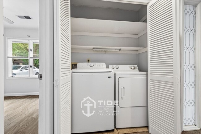 Building Photo - Spacious Home in the Heart of Summerville