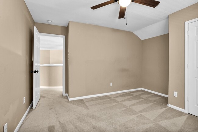 Building Photo - 20931 Deauville Dr