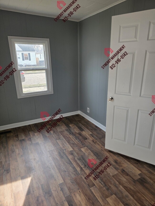 Building Photo - 1107 Helm St