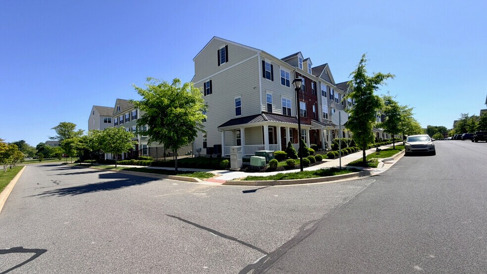 Building Photo - 3744 Green St