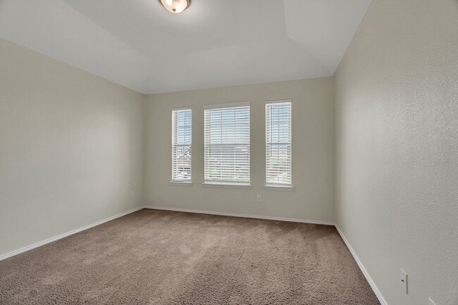 Building Photo - 9028 Zubia Ln