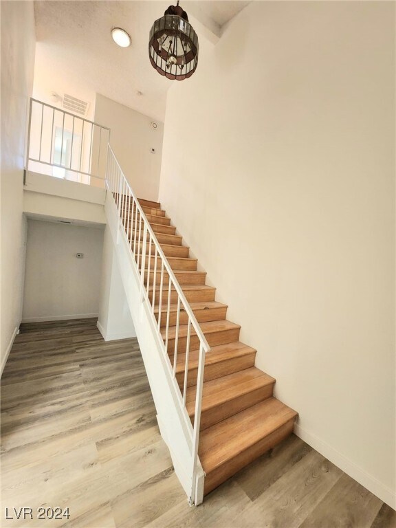 Building Photo - 3565 S Calmosa St