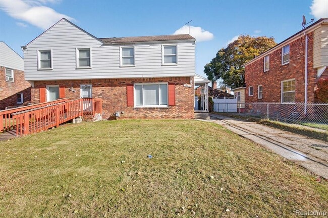 Primary Photo - 20216 Regent Dr