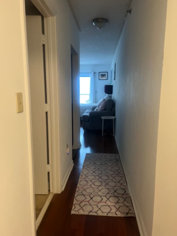 Building Photo - 1280 WPS