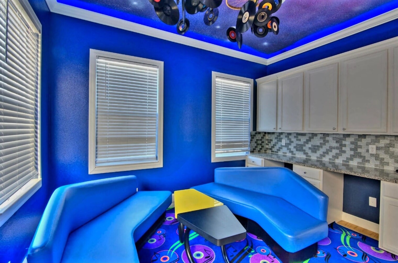Building Photo - 4011 Oakrise Lp