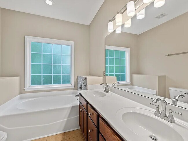 Building Photo - Build Equity While Leasing - Lease to Own