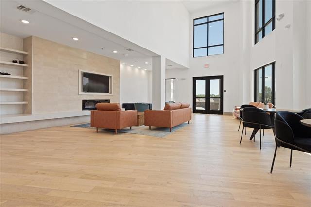 Building Photo - 2700 Old Denton Rd