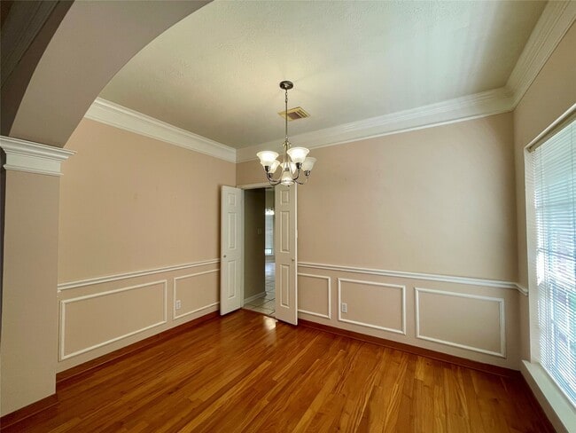 Building Photo - 24231 Pepperrell Pl St