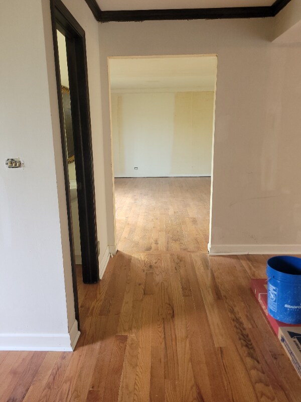 Building Photo - 10 Sherwood Rd