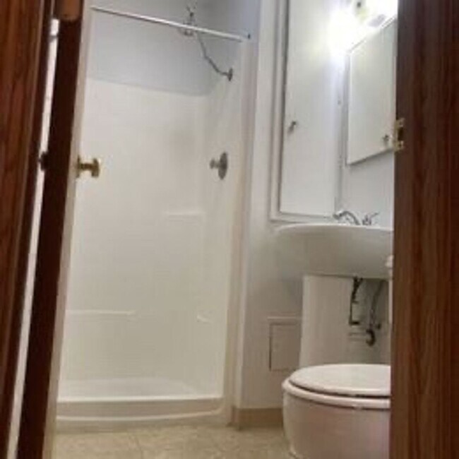 Interior Photo - Zeisler St Apartments