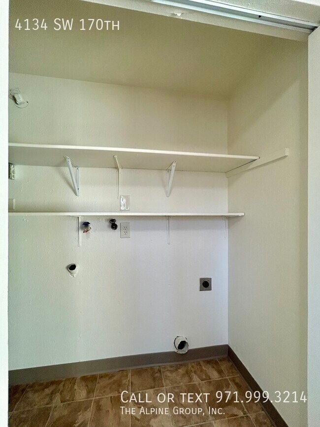 Building Photo - 4134 SW 170th Ave