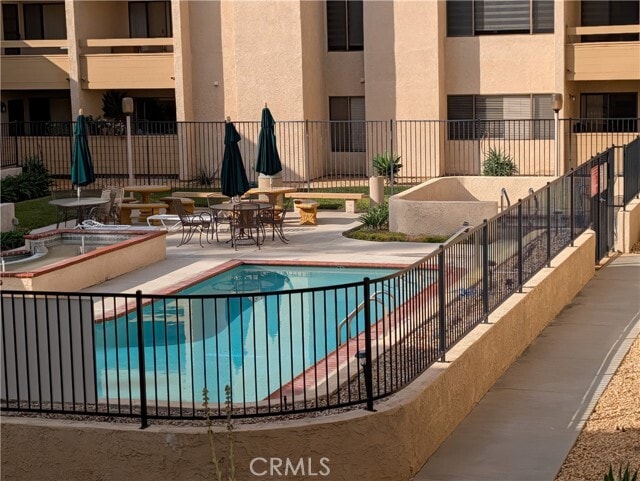 Building Photo - 301 N Frd