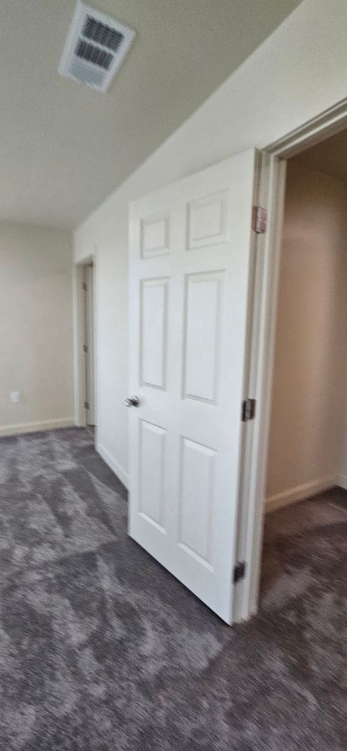 Building Photo - Woodlawn(3839)