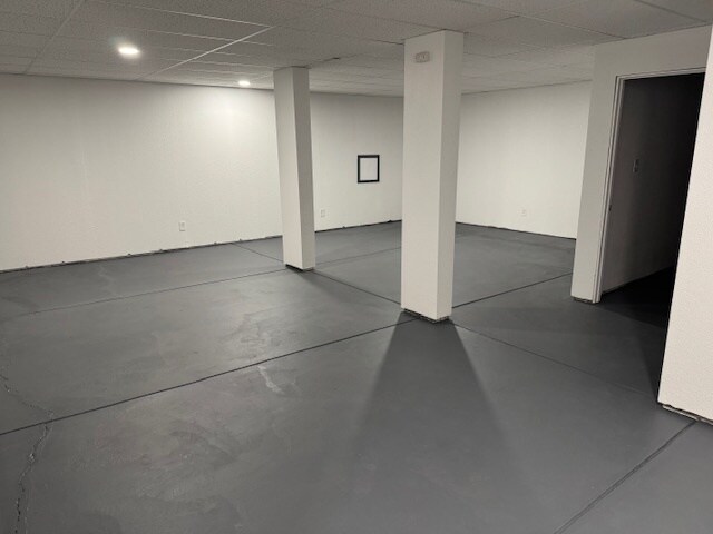 Building Photo - 4498 W 9th Ave