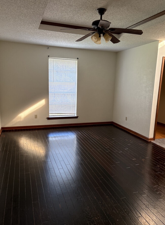 Primary Photo - 182 Dunleith Dr