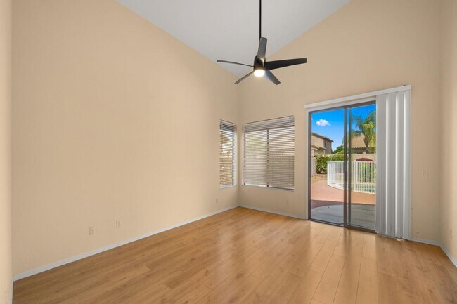 Building Photo - 7798 E Buteo Dr