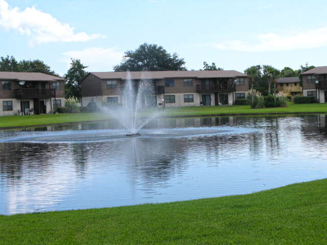 Building Photo - Island Condo Living!