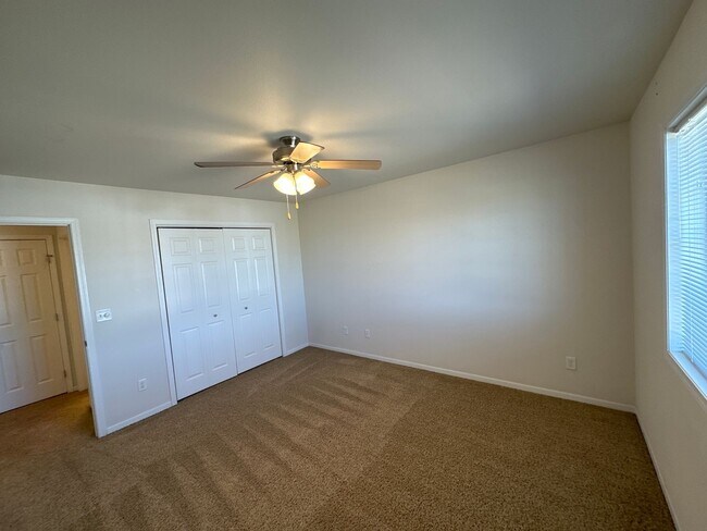 Building Photo - 66 Mulberry Loop NE