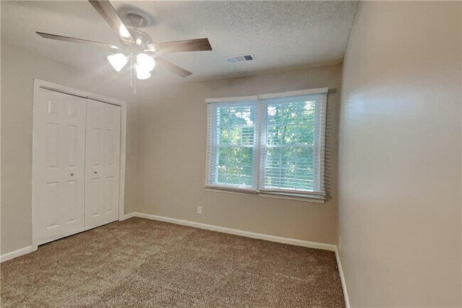 Building Photo - 1285 Morgan Chase Terrace NE
