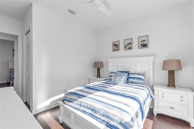 Building Photo - 5469 46th Ct W