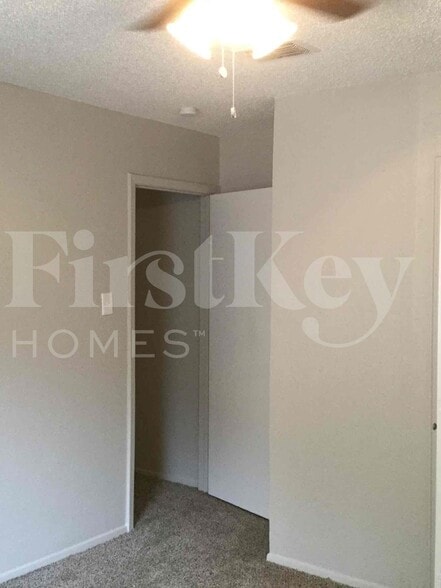 Building Photo - 3900 Brookgate Ct