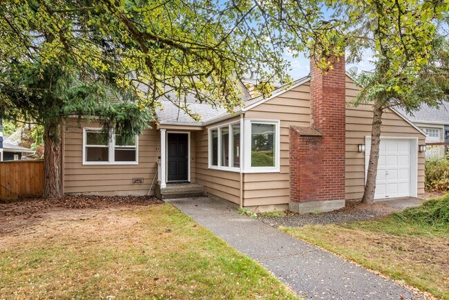 Primary Photo - Nice 4-bed, 2-bath single-family home near...