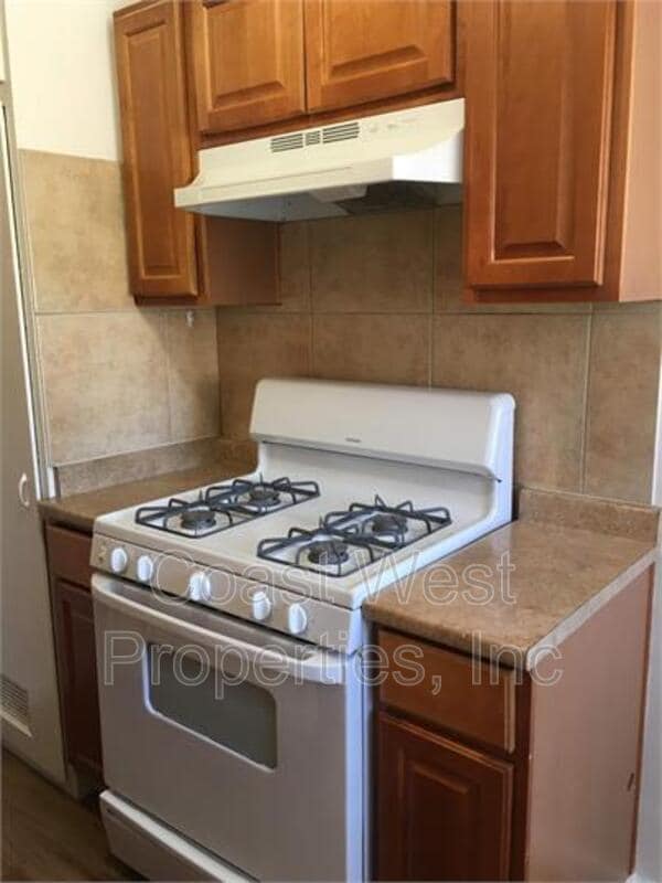 Building Photo - 3904 Witherby St