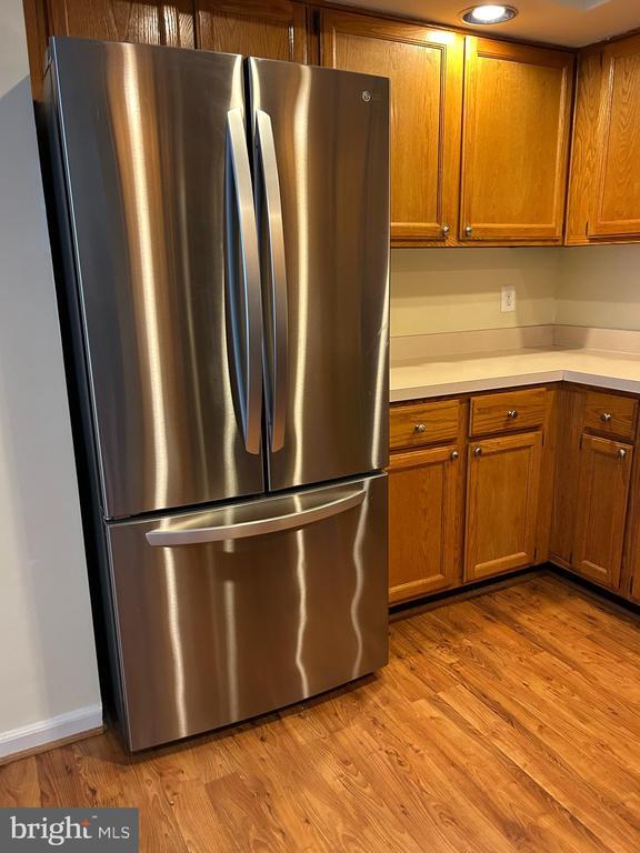 Building Photo - 43506 Postrail Square