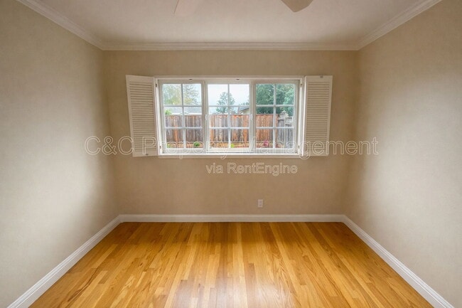 Building Photo - 7132 Bark Ln