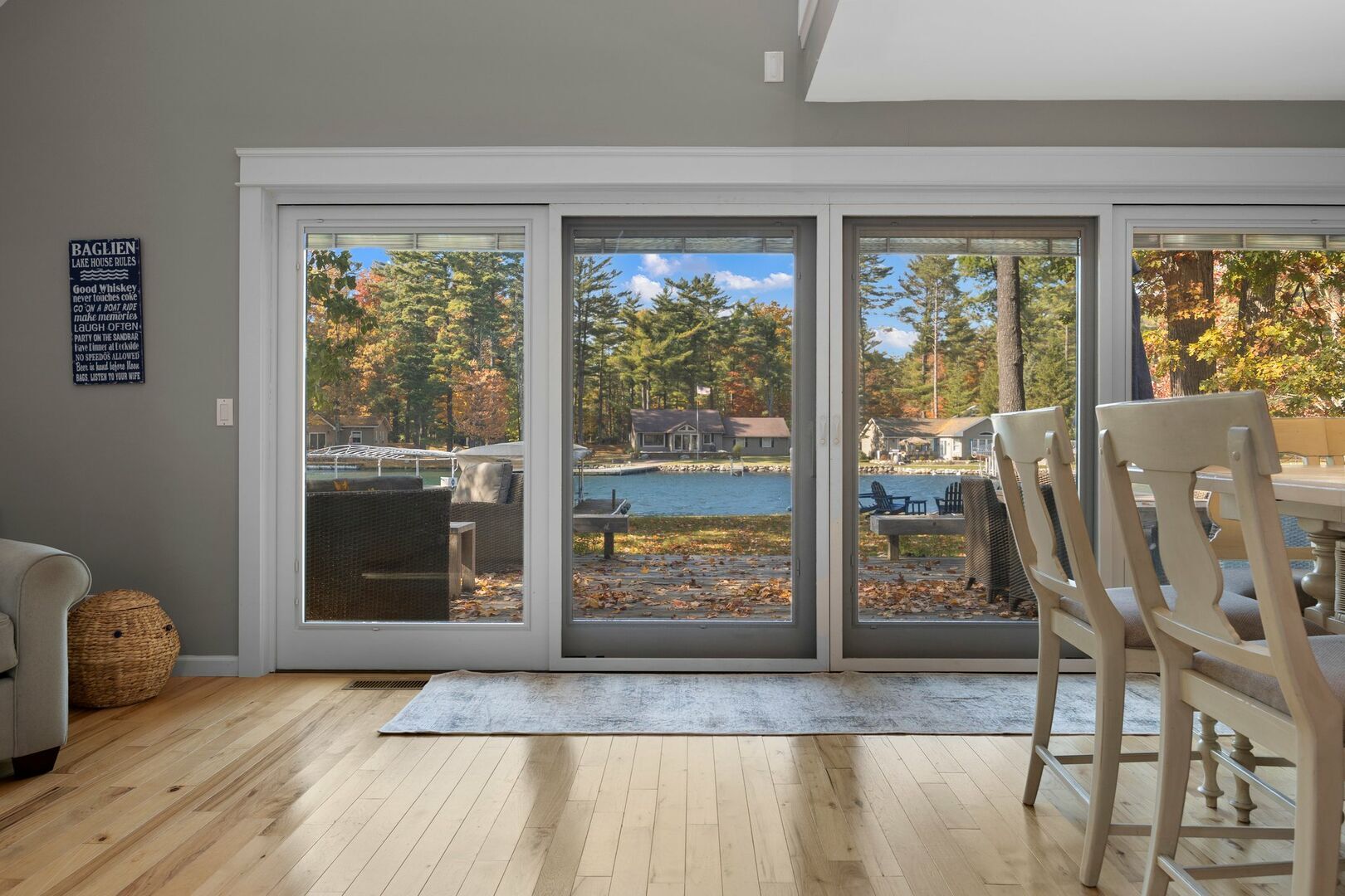Building Photo - 8015 Aarwood Trl NW