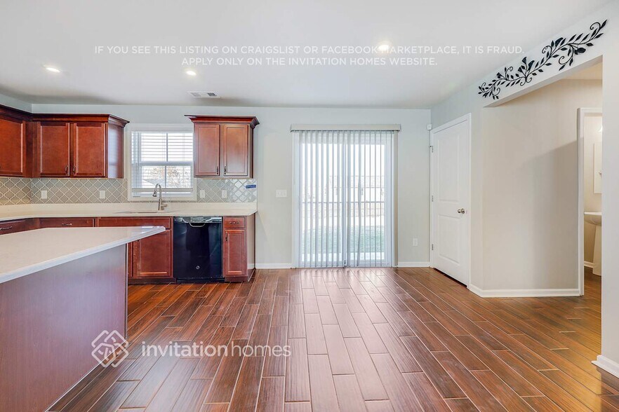 Building Photo - 226 Nottingham Ln