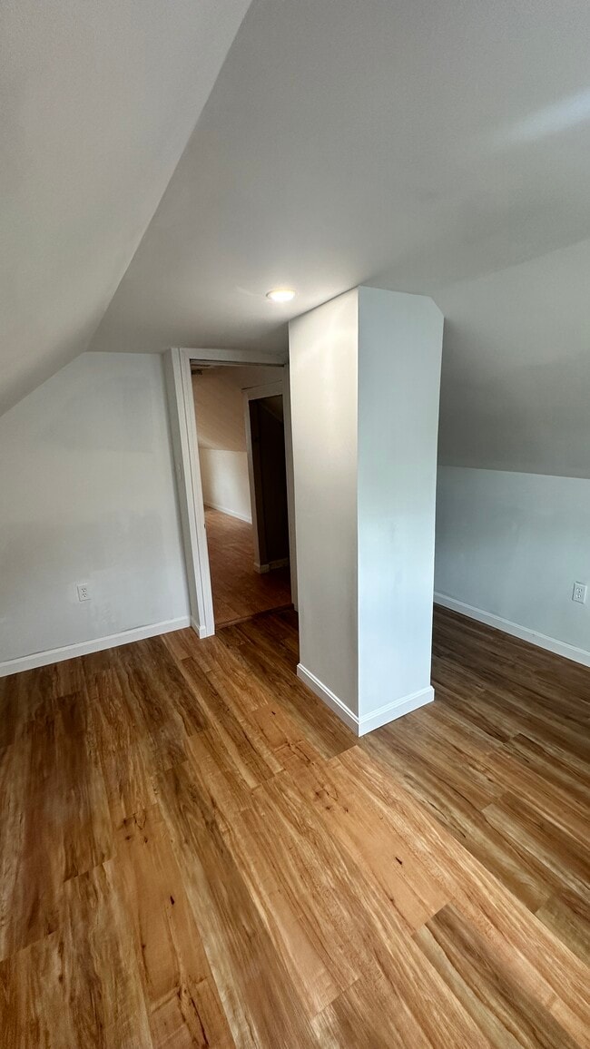 Building Photo - 70 Revere St