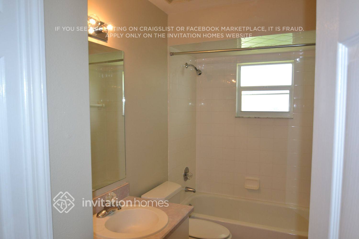 Building Photo - 415 Sandpiper Ct