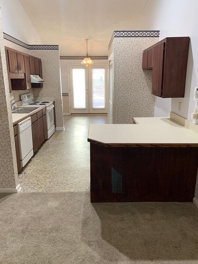 Building Photo - 128 Chesapeake Ct